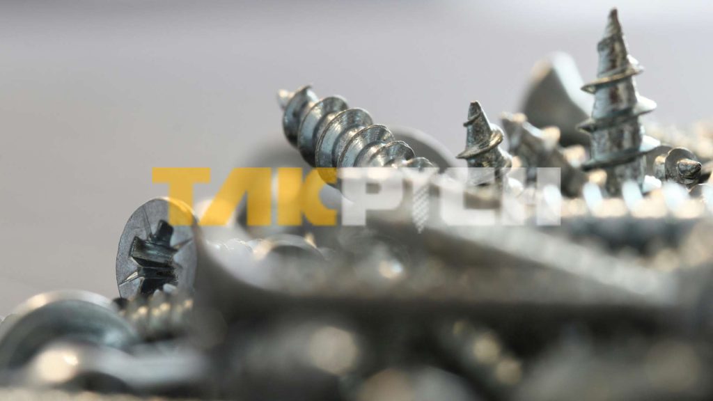 چرا قیمت پیچ و مهره کیلویی نوسان دارد؟ تحلیل بازار فولاد و عوامل اثرگذار